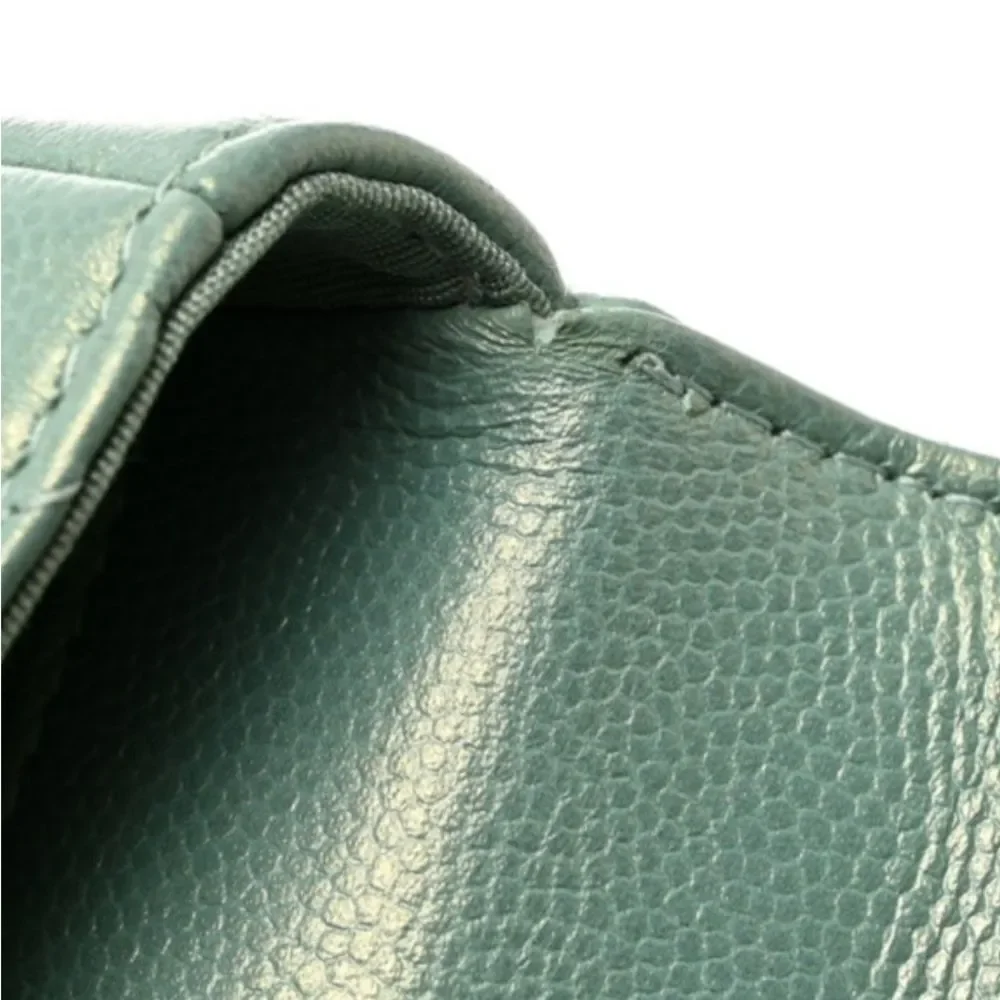 *CHANEL* 2021 Iridescent Mint Green 🌟Caviar🌟 Quilted Pearl on Top Micro WOC
